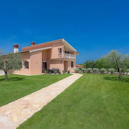 Сasa de vacaciones Mirjana By Interhome Barban
